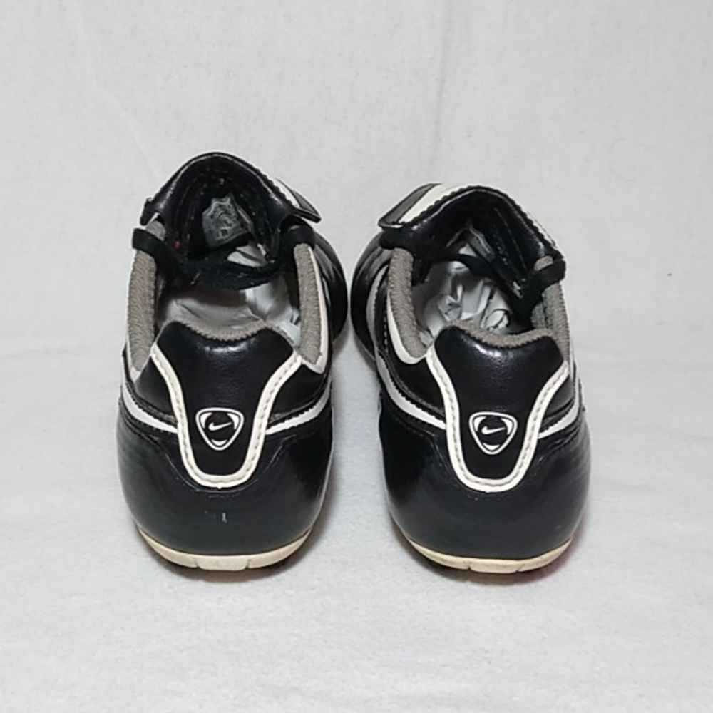 Nike Kids' Tiempo Natural VT Soccer Shoes - Picture 5 of 7